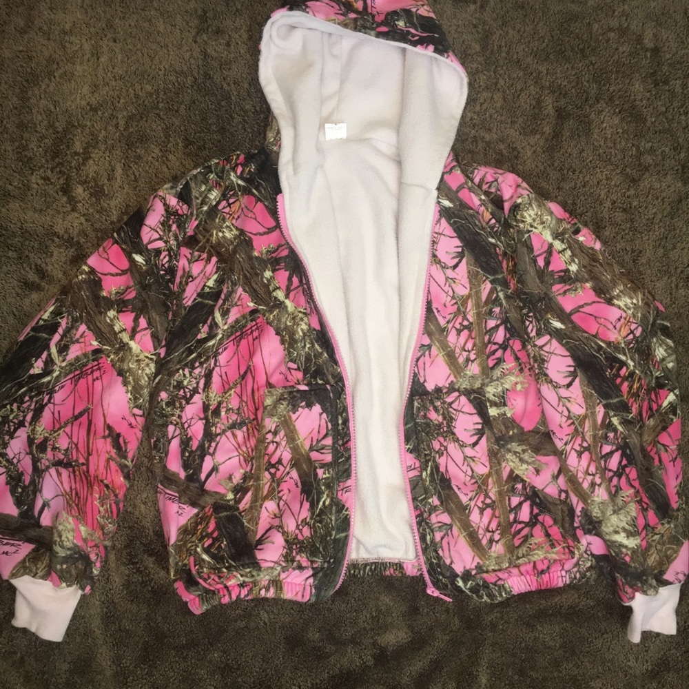 Girls camo Jacket. Never worn!